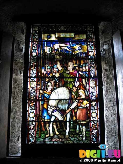 19453 Knappogue Castle Stained Glass